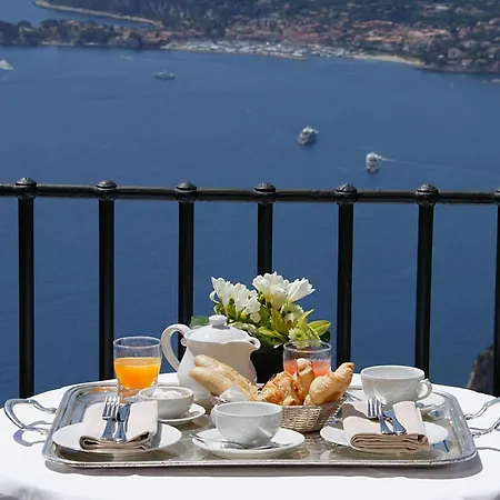 Hotel Chateau Eza 5*