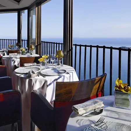 Chateau Eza 5*